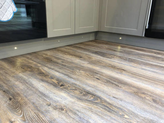 耐火 防水 PVC Lvt ビニール クリック フロア 室内用 高級 ビニール 板