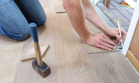 エバーグレイド 防水 自粘板 レノリウム Lvp Lvt フロア