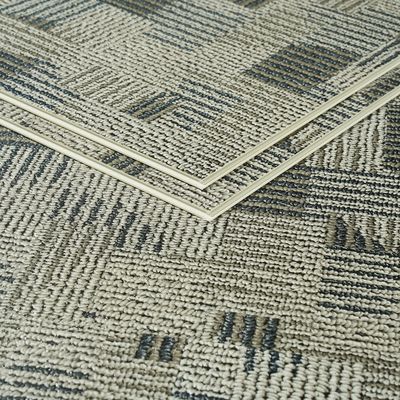 家庭 レジャー スタイル オーダーメイド 木 穀物 ロック ビニール 床 プラスチック SPC 床 室内用
