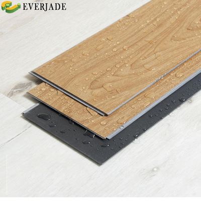 ユニリン クリック システム 4mm 6.5mm ヘリングボーン PVC ビニールタイル LVT 木色の床