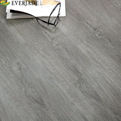 100% 防水 4mm 5mm 6mm バージン素材 ヴィニール 板 木材 穀物 Spc 床 家庭用 ヴィニール 床