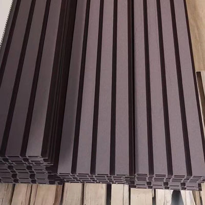 防水WPC PVC フラット壁パネル 内外用カスタマイズされた色